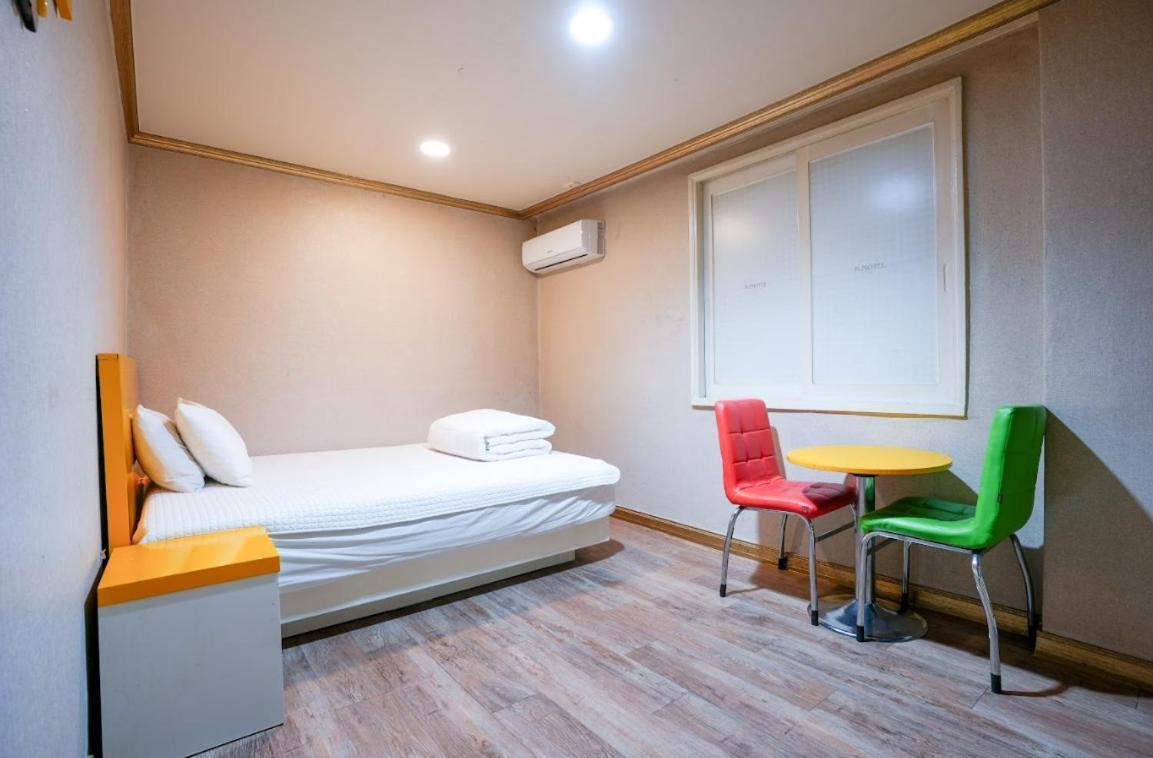 K Motel Daeyeon Ciudad Metropolitana de Busan Exterior foto